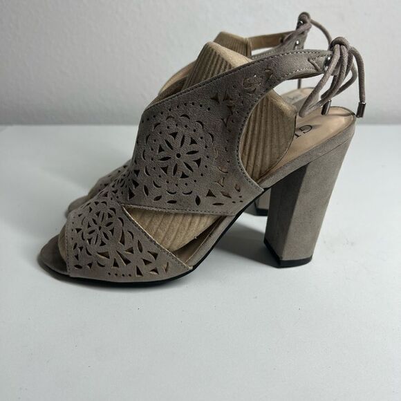 GUESS "Tommie" Light Brown Peep Toe Platform Heel Shoes Size 7,5 - Picture 2 of 11